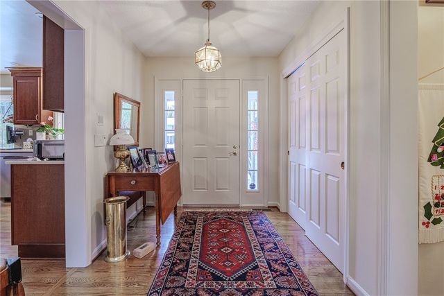 47 Falcon Trail, Pittsford, NY 14534