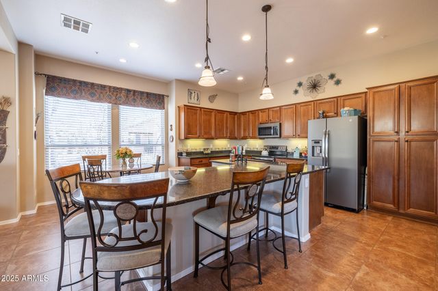 13050 W PINNACLE VISTA Drive, Peoria, AZ 85383