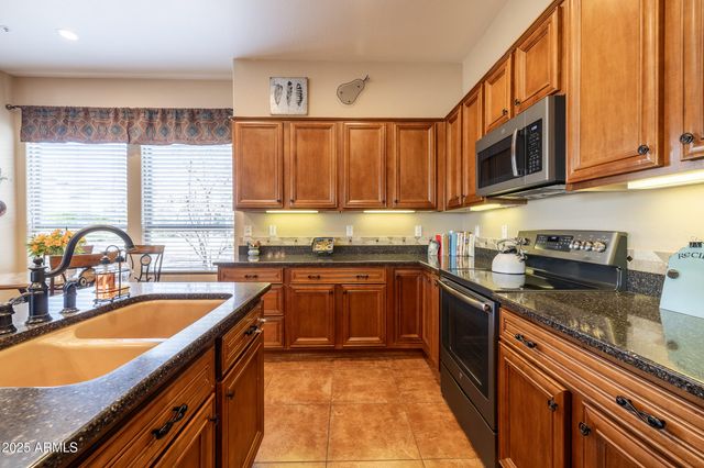 13050 W PINNACLE VISTA Drive, Peoria, AZ 85383