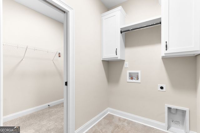 212 Golden Chestnut Bend, Bonaire, GA 31005