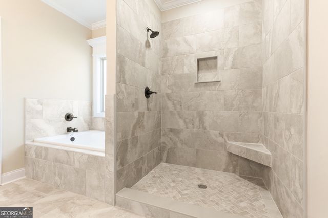 212 Golden Chestnut Bend, Bonaire, GA 31005