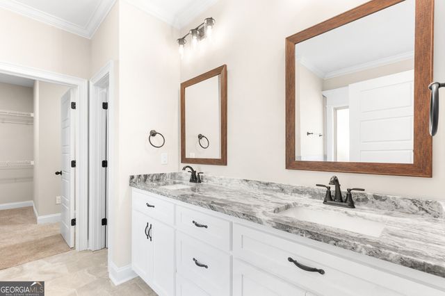 212 Golden Chestnut Bend, Bonaire, GA 31005