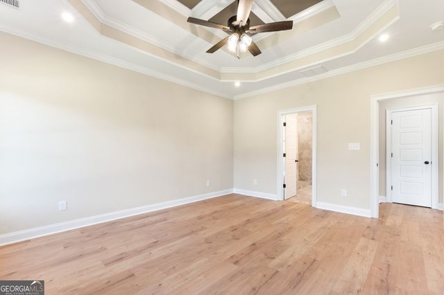 212 Golden Chestnut Bend, Bonaire, GA 31005