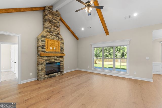 212 Golden Chestnut Bend, Bonaire, GA 31005
