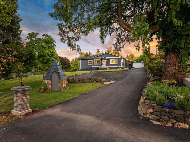 11310 SE Southworth Drive, Port Orchard, WA 98366