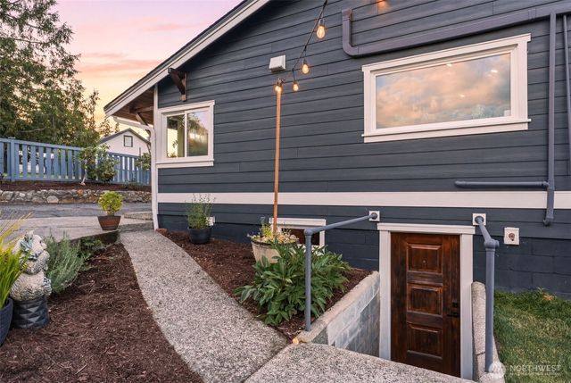 11310 SE Southworth Drive, Port Orchard, WA 98366