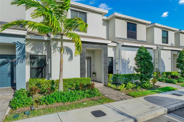 117 NE 3rd Ct, Florida City, FL 33034