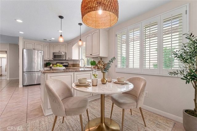 40361 Via Amapola, Murrieta, CA 92562