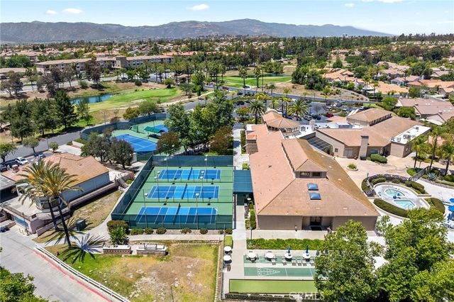 40361 Via Amapola, Murrieta, CA 92562