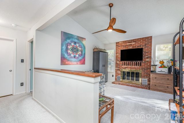 941 Sardis Cove Drive, Charlotte, NC 28270