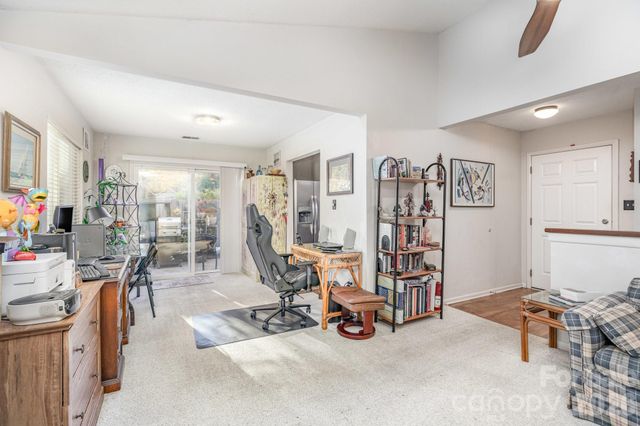 941 Sardis Cove Drive, Charlotte, NC 28270