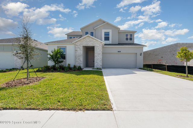 2352 Carrick Street NW, Palm Bay, FL 32907