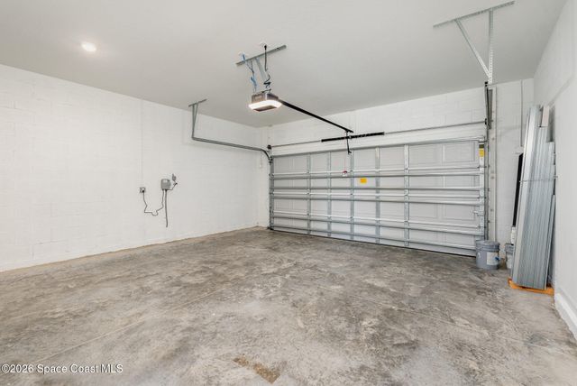 2352 Carrick Street NW, Palm Bay, FL 32907