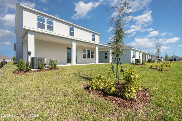 2352 Carrick Street NW, Palm Bay, FL 32907