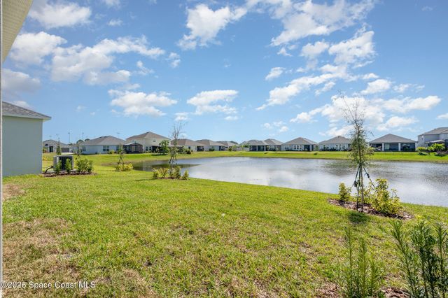 2352 Carrick Street NW, Palm Bay, FL 32907