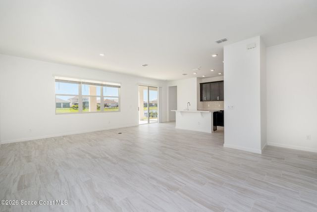 2352 Carrick Street NW, Palm Bay, FL 32907