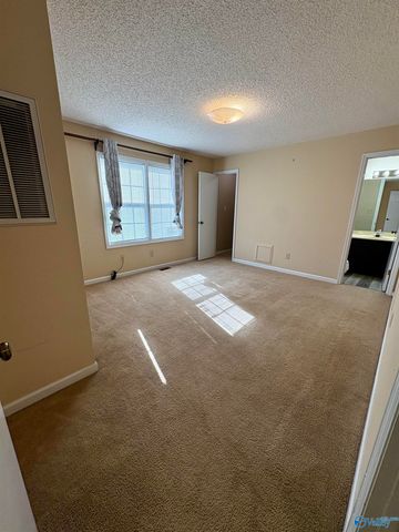 317 Chateau Drive SW, Huntsville, AL 35801