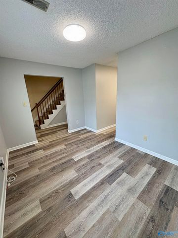 317 Chateau Drive SW, Huntsville, AL 35801