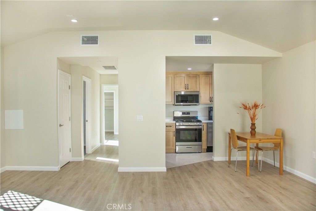 18138 Eccles, Northridge, CA 91325