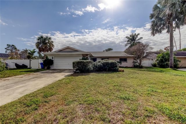 5116 VENETIAN BOULEVARD NE, St Petersburg, FL 33703