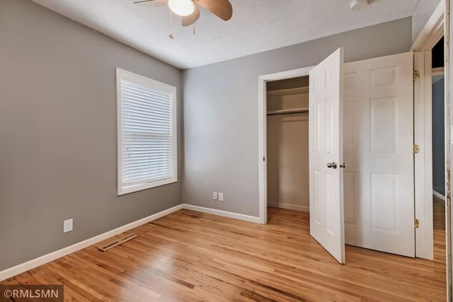 911 5th Street W, Hastings, MN 55033