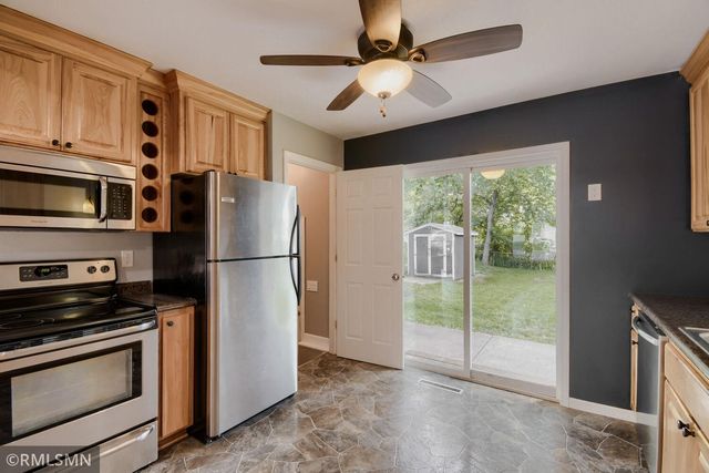 911 5th Street W, Hastings, MN 55033