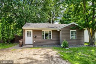 911 5th Street W, Hastings, MN 55033