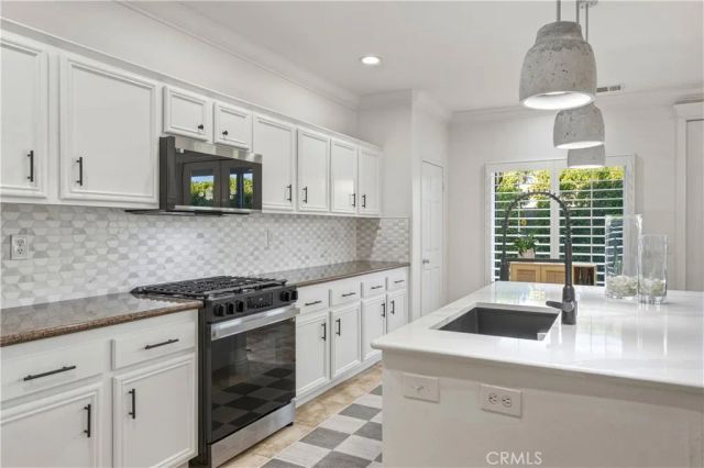 1090 Palmas Ridge, Palm Springs, CA 92262