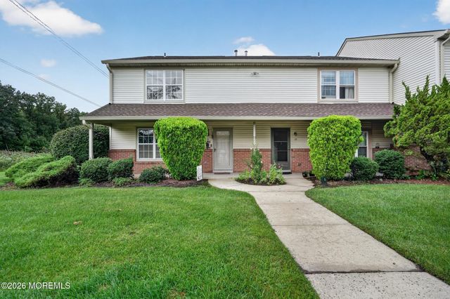 72 Sassafras Court, North Brunswick, NJ 08902