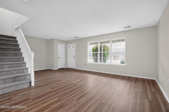 72 Sassafras Court, North Brunswick, NJ 08902
