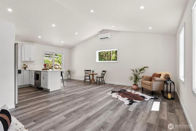 8672 Bell Court, Maple Falls, WA 98266