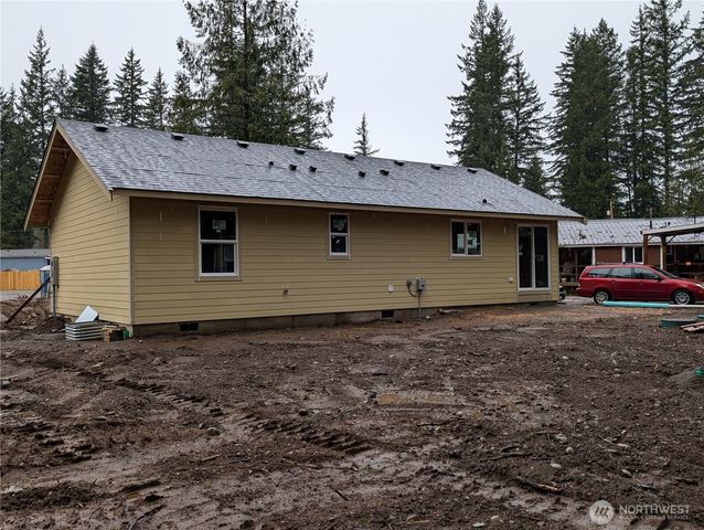 8672 Bell Court, Maple Falls, WA 98266