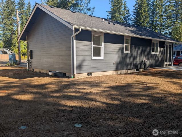 8672 Bell Court, Maple Falls, WA 98266