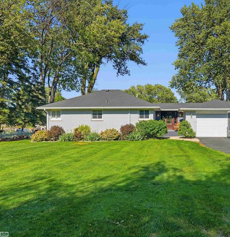 39734 Cove Street, Harrison Twp, MI 48045