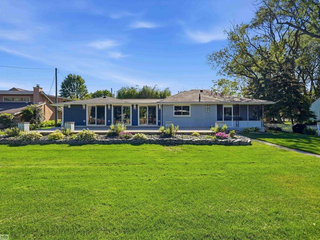 39734 Cove Street, Harrison Twp, MI 48045