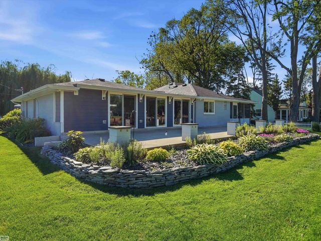 39734 Cove Street, Harrison Twp, MI 48045