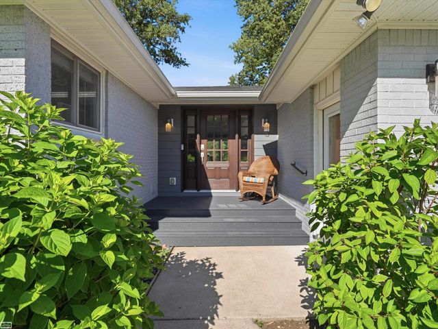 39734 Cove Street, Harrison Twp, MI 48045
