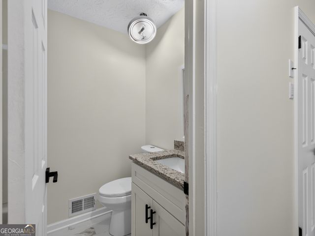 764 Trailwood Drive, Riverdale, GA 30274