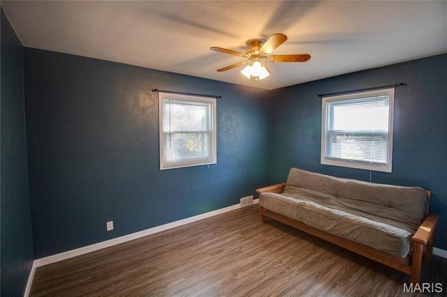 872 Oakwood Lane, East Alton, IL 62024