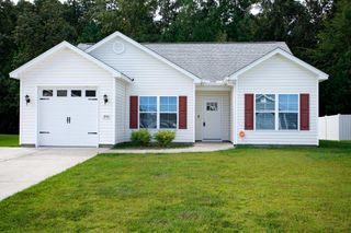 393 Shallow Cove Dr., Conway, SC 29527