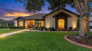 2104 LONGLEAF CIRCLE, Lakeland, FL 33810