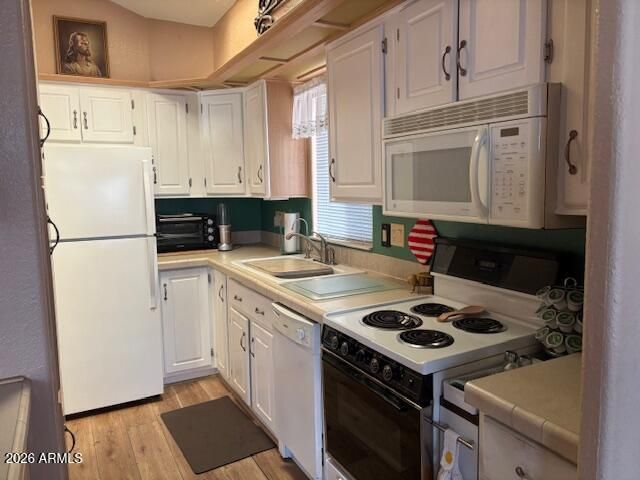 611 IRONSTONE Drive, Apache Junction, AZ 85119