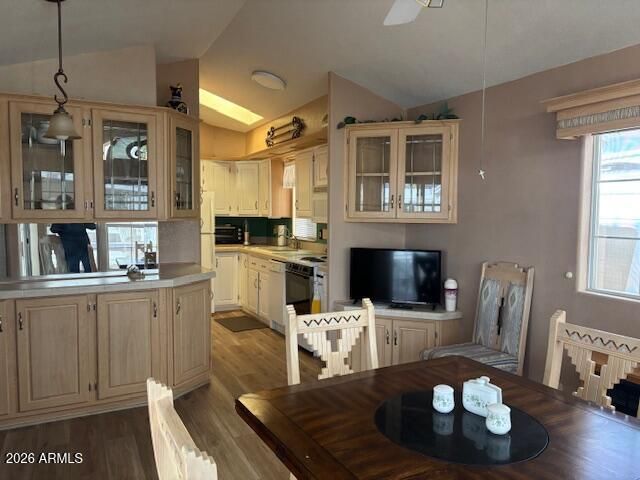 611 IRONSTONE Drive, Apache Junction, AZ 85119