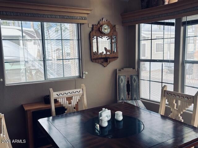 611 IRONSTONE Drive, Apache Junction, AZ 85119