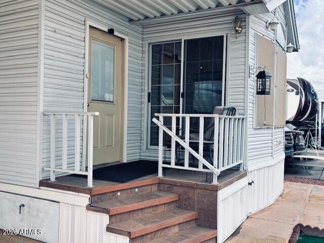 611 IRONSTONE Drive, Apache Junction, AZ 85119