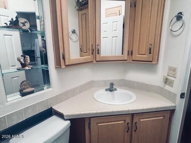 611 IRONSTONE Drive, Apache Junction, AZ 85119