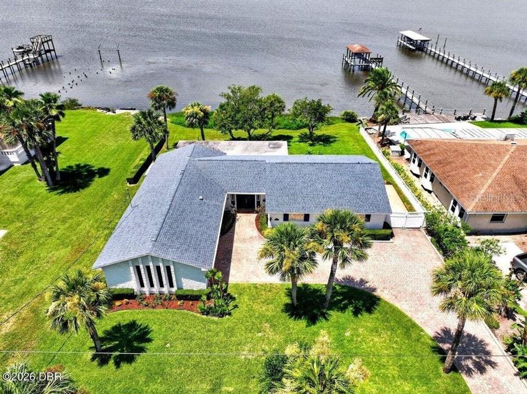 Image 2 of property listing at 448 RIVERSIDE DRIVE, Ormond Beach, FL 32176