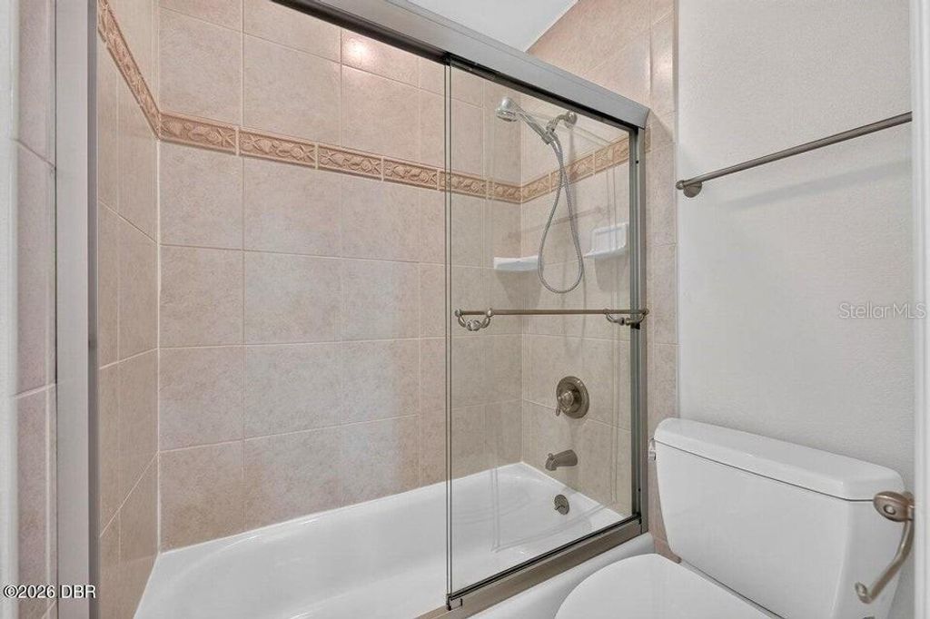 Image 22 of property listing at 448 RIVERSIDE DRIVE, Ormond Beach, FL 32176
