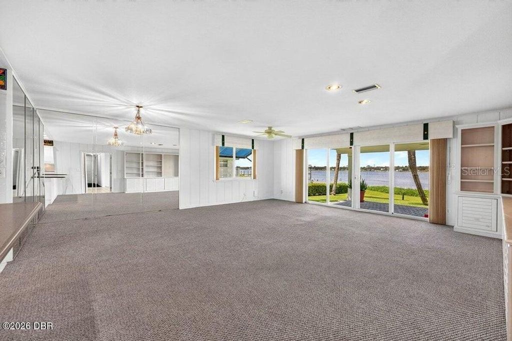 Image 9 of property listing at 448 RIVERSIDE DRIVE, Ormond Beach, FL 32176