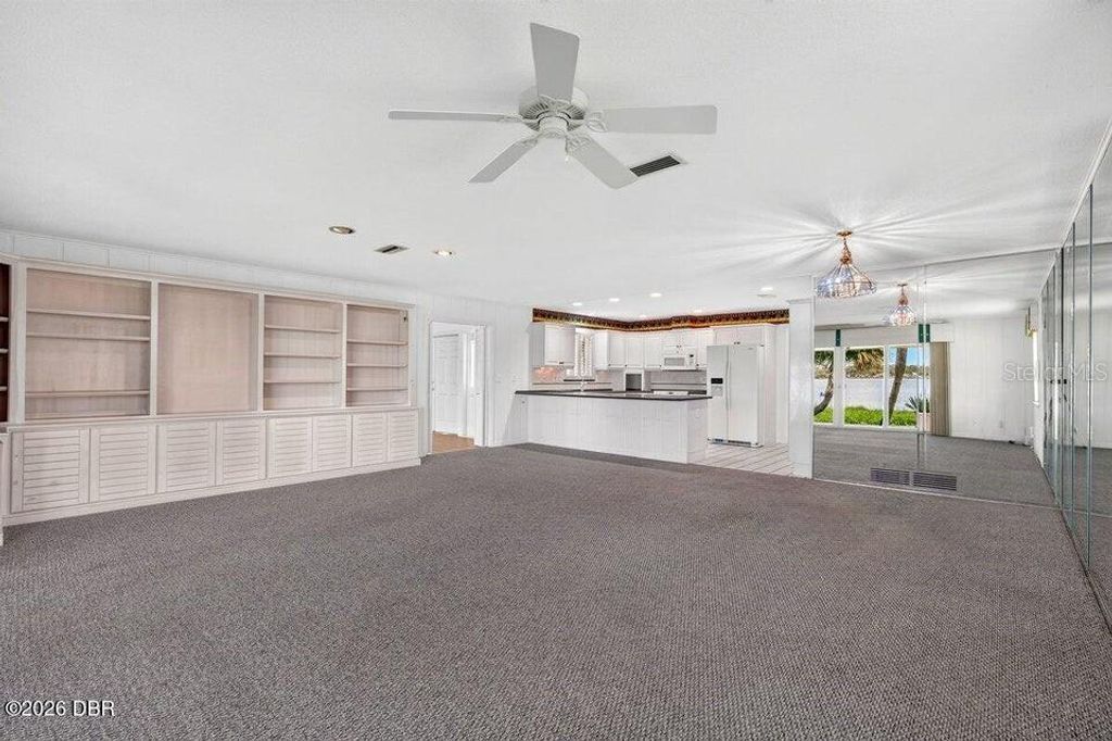 Image 10 of property listing at 448 RIVERSIDE DRIVE, Ormond Beach, FL 32176